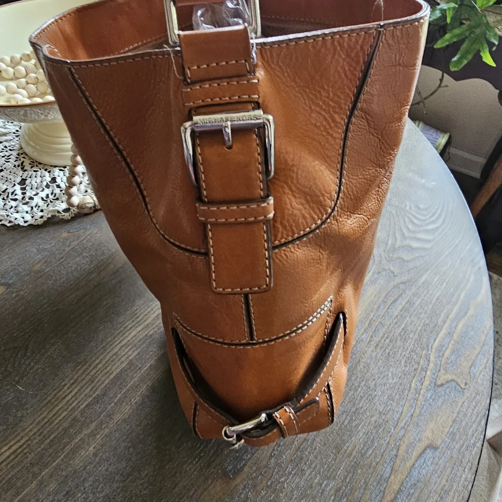 MICHAEL Michael Kors Vintage Chestnut Leather Shoulder Bag/Hobo - Picture 2 of 10